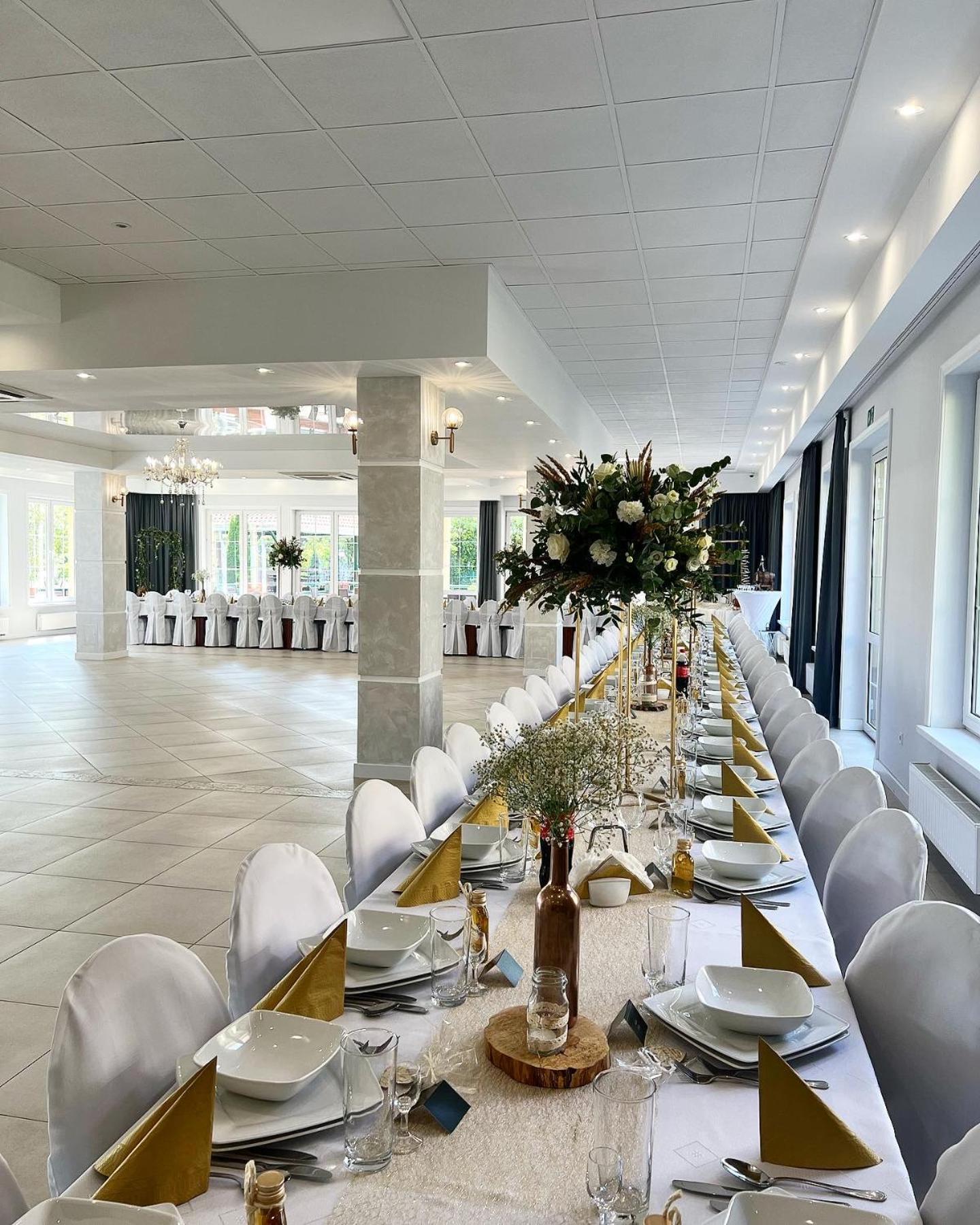 Pensjonat I Klub Jezdziecki Michelin Włocławek Exteriör bild